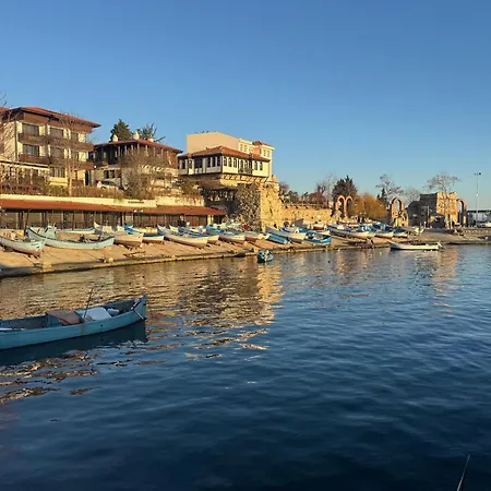 Windmill With Sea View 아파트 *