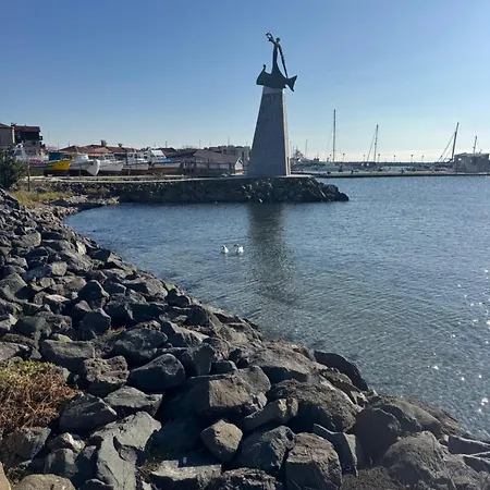 Windmill With Sea View *