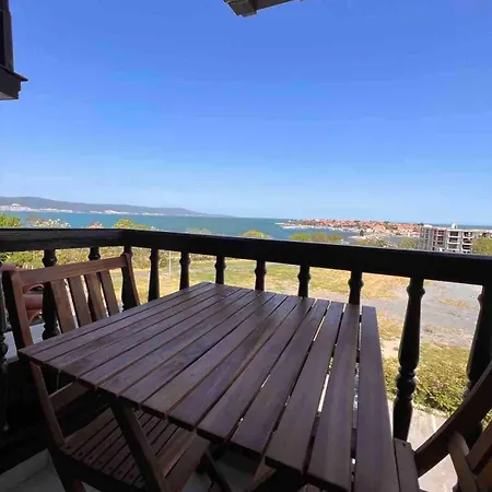 Windmill With Sea View Апартаменты *